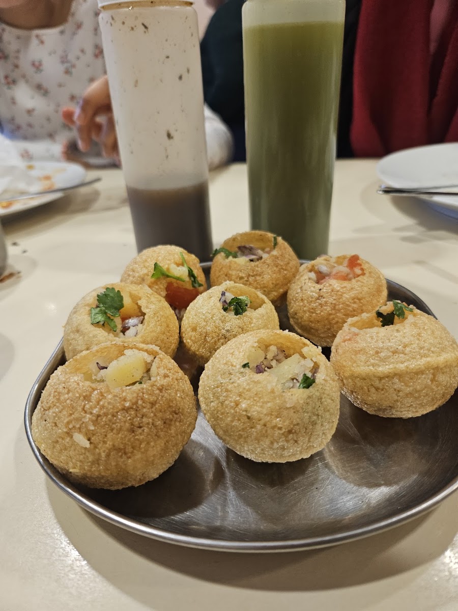 Asher's Africana Pure Vegetarian Restaurant Photo 8